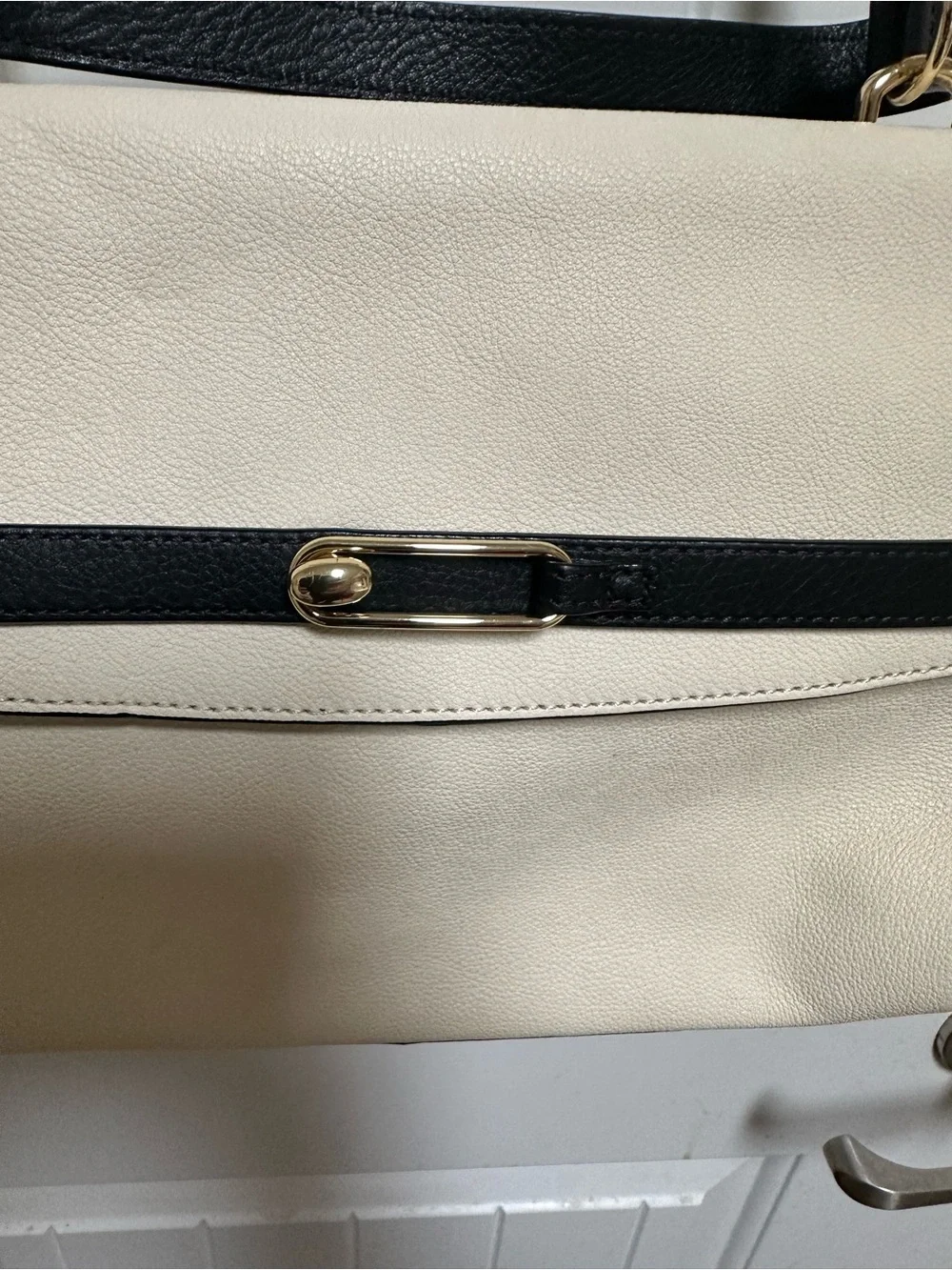 Talbots Cream and Black Leather Crossbody Clutch - Picture 2 of 11